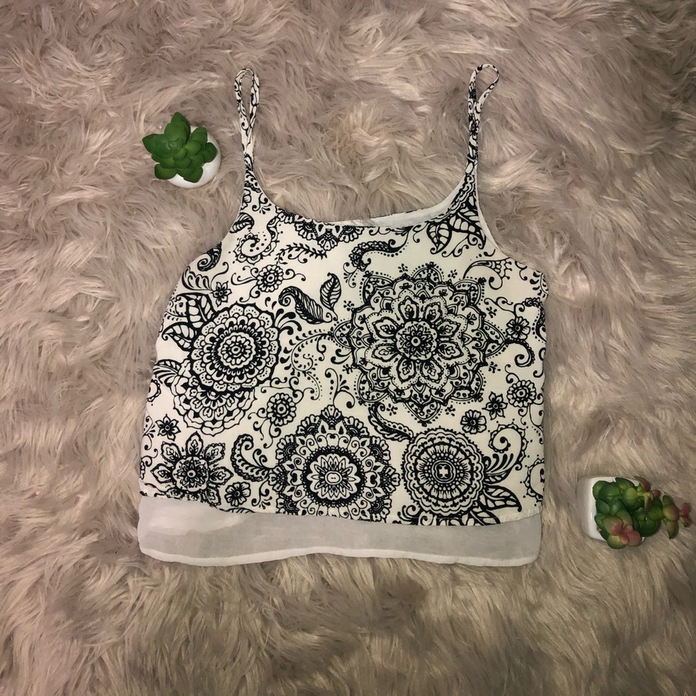 Stoosh Black and White Crop Top